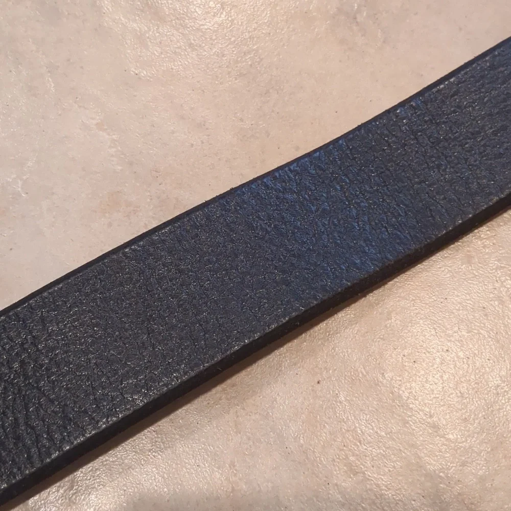 Full Grain Cowhide Black Belt Size 44 NWOT
